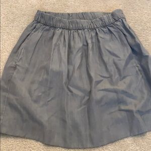 Grey skirt